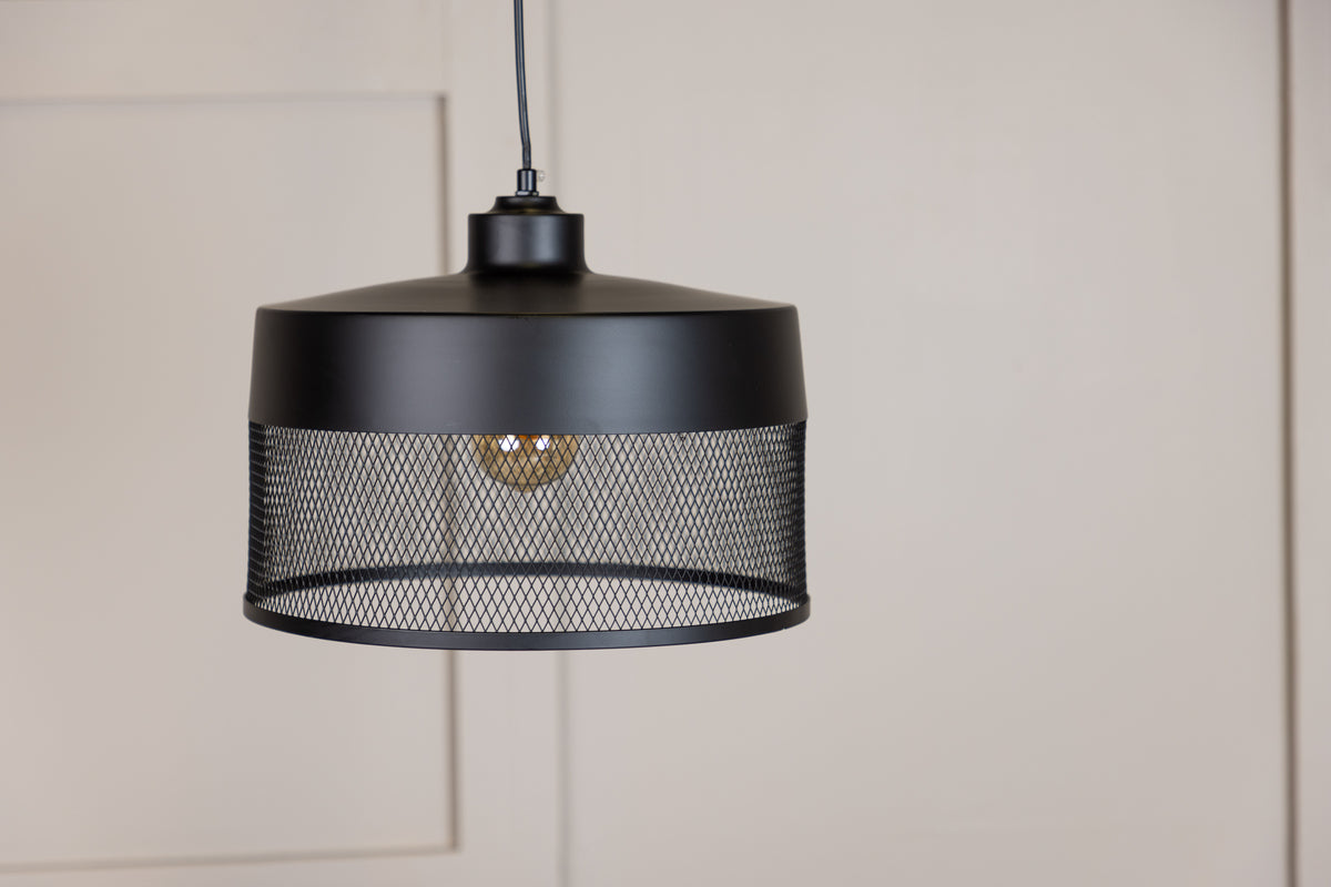Toulon Taklampa Svart- Venture home