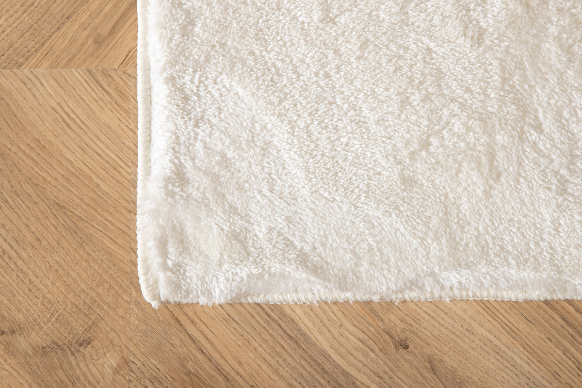 Blanca Matta 230x 160 Vit- Venture home